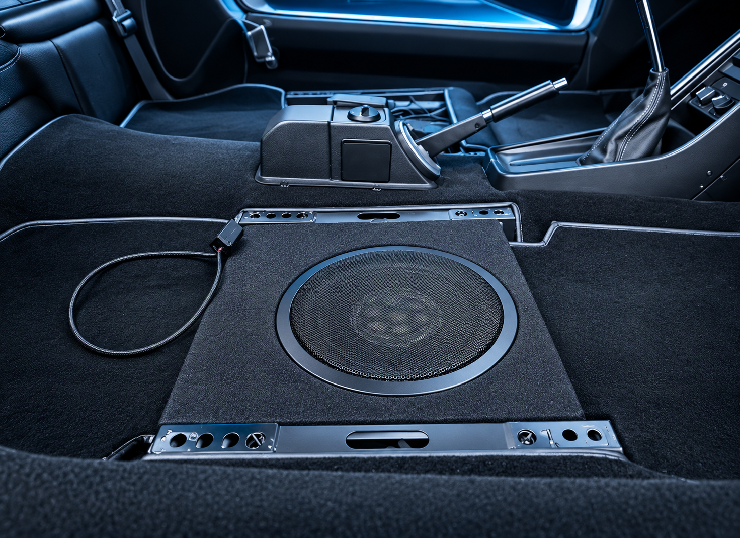 Porsche 964 und 993 Untersitz Subwoofer
